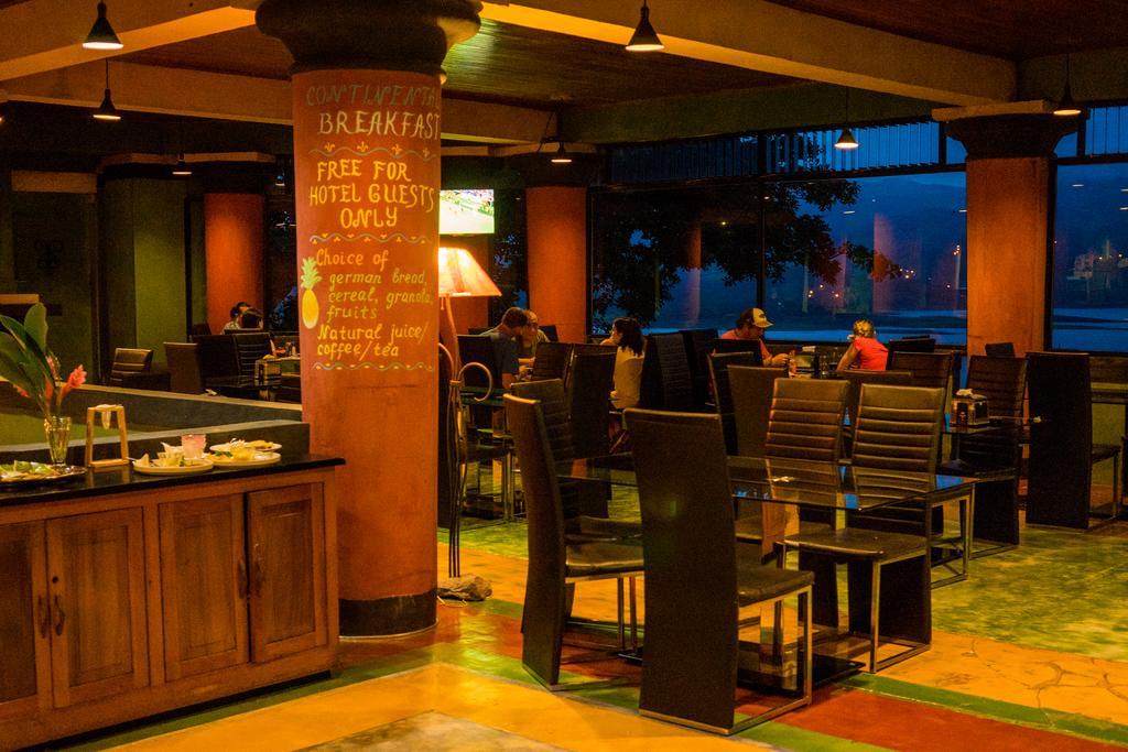 Lake Arenal Hotel And Brewery Tronadora Exterior foto