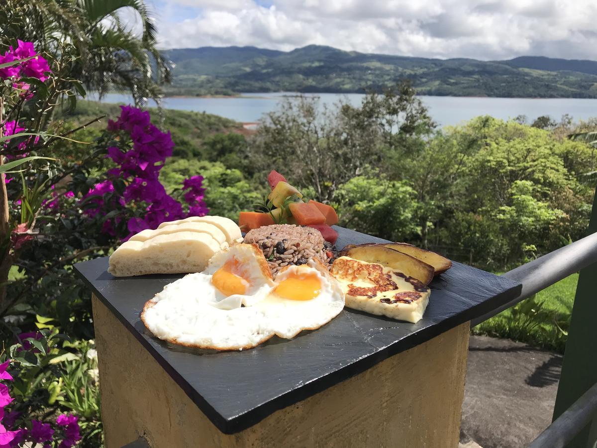 Lake Arenal Hotel And Brewery Tronadora Exterior foto
